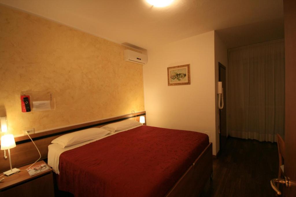 Albergo Centopini Gemmano Room photo