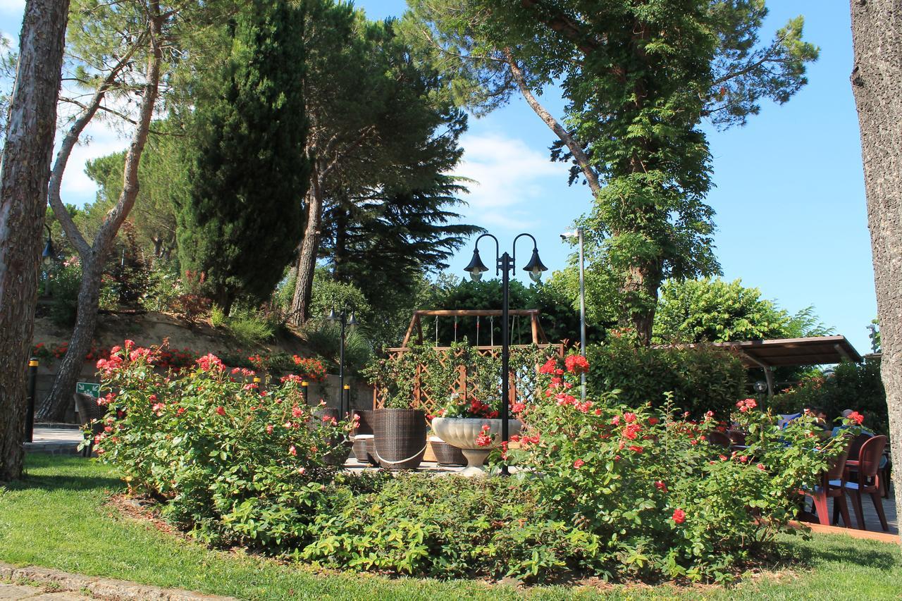 Albergo Centopini Gemmano Exterior photo