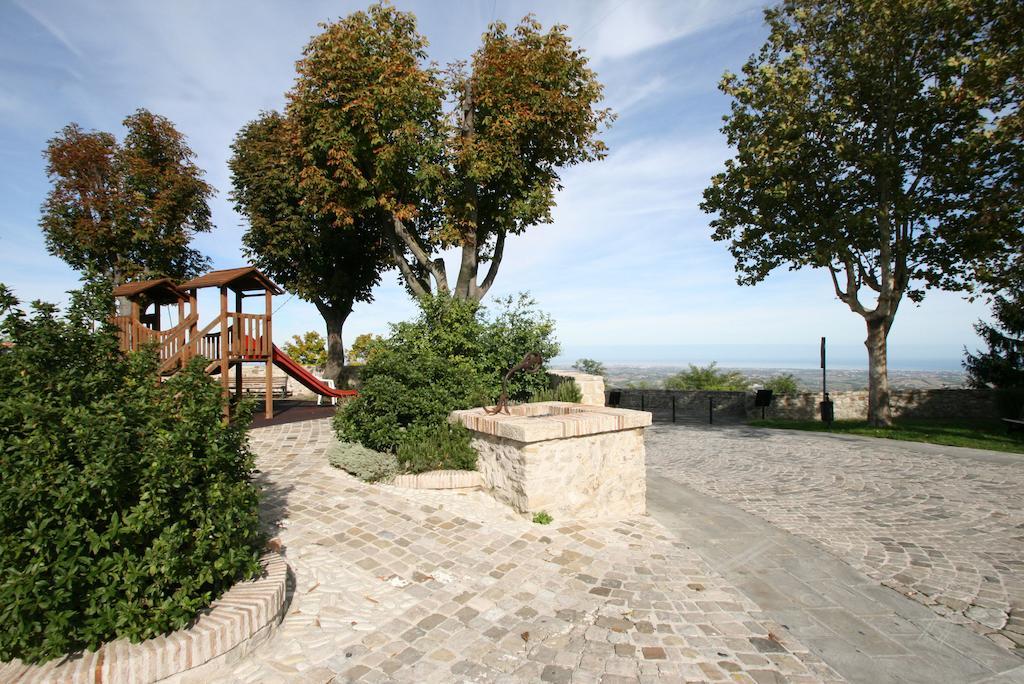 Albergo Centopini Gemmano Exterior photo