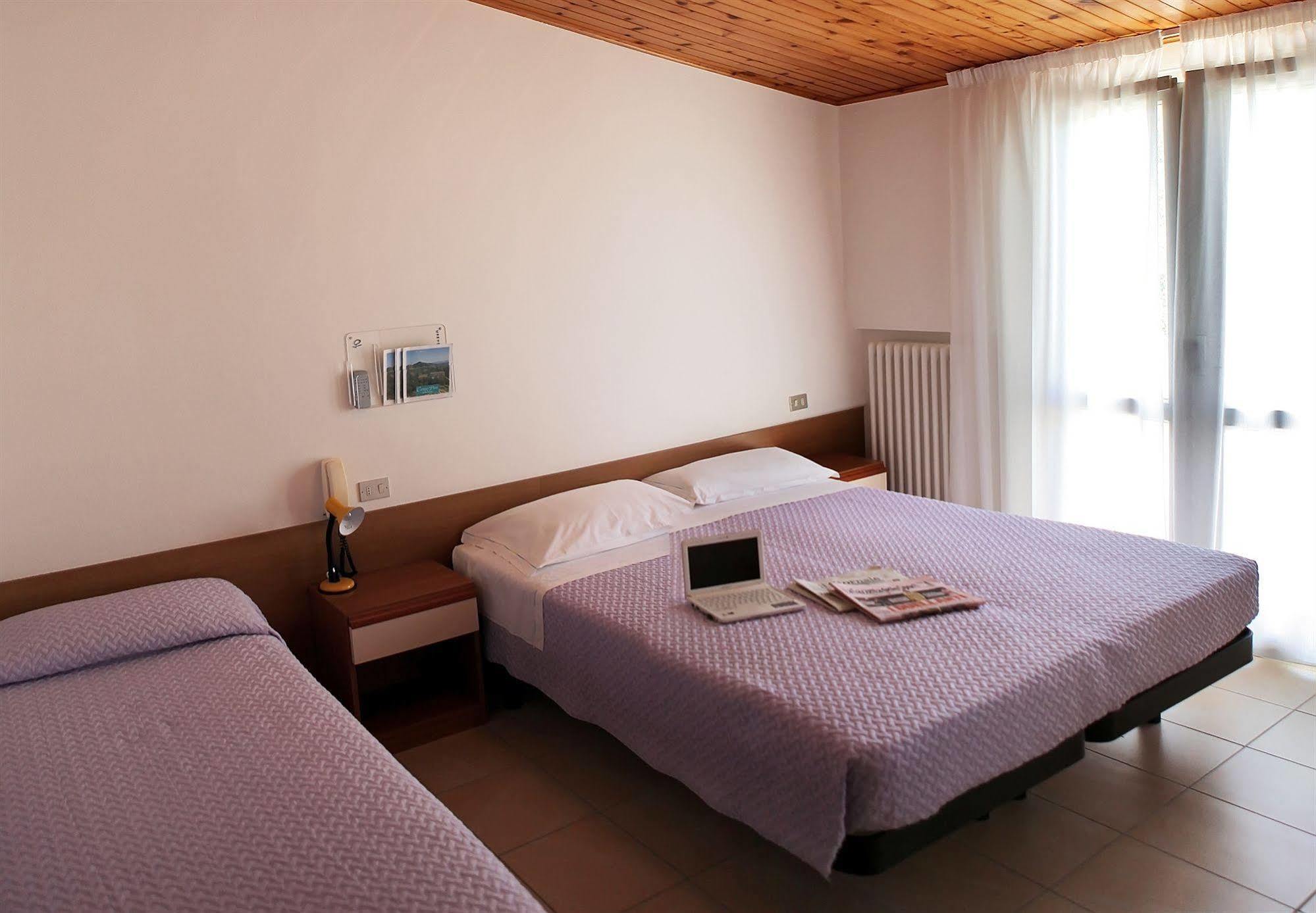 Albergo Centopini Gemmano Exterior photo